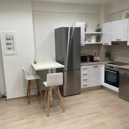 Great Alexander Street, Larisa Apartman Kültér fotó