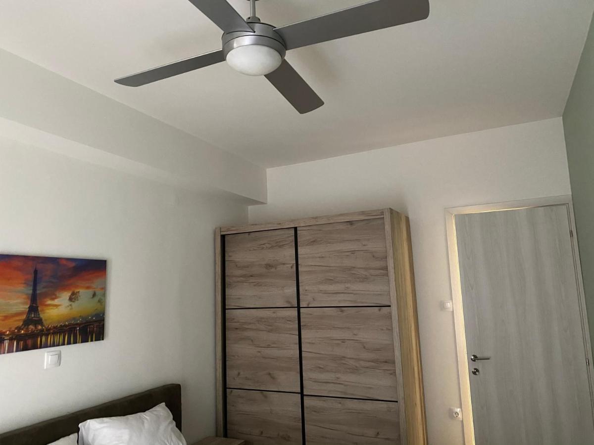 Great Alexander Street, Larisa Apartman Kültér fotó