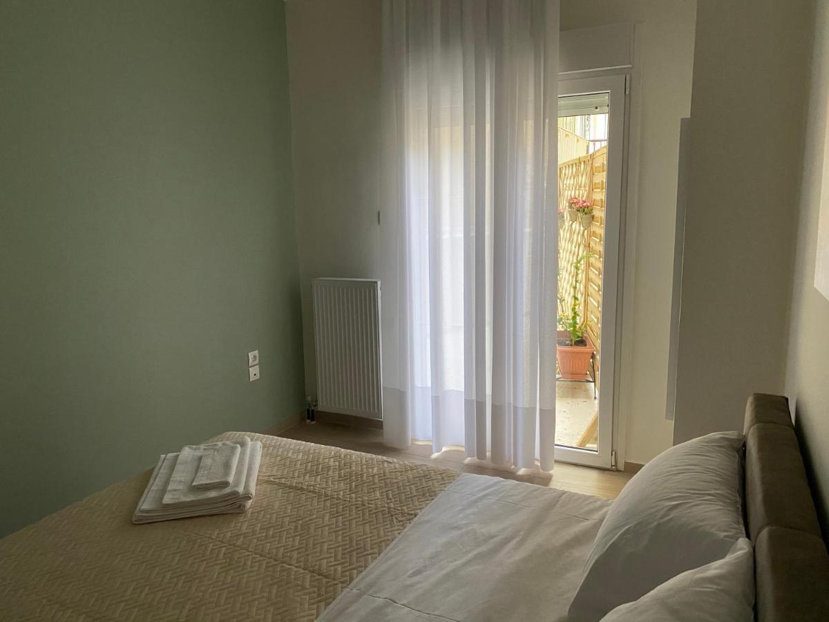 Great Alexander Street, Larisa Apartman Kültér fotó
