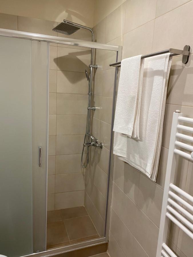Great Alexander Street, Larisa Apartman Kültér fotó