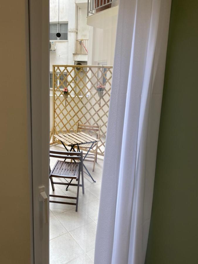 Great Alexander Street, Larisa Apartman Kültér fotó