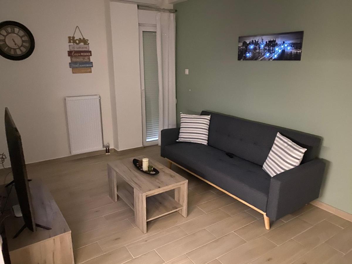 Great Alexander Street, Larisa Apartman Kültér fotó